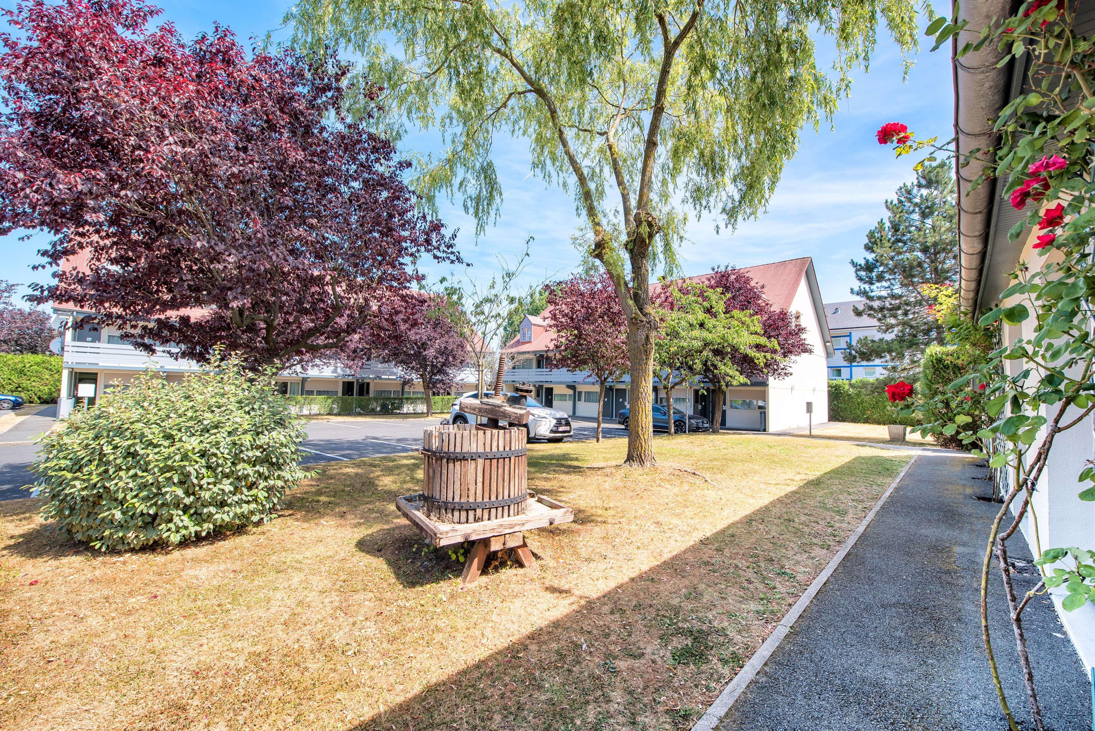 Campanile Deauville Saint-Arnoult Eksteriør billede
